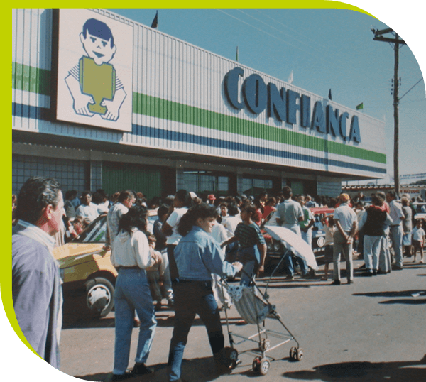 Foto antiga do Supermercado Confiança